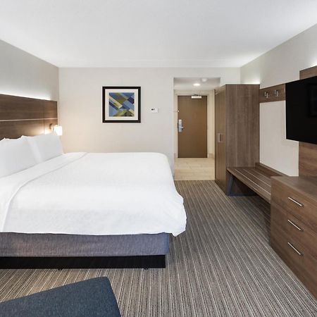 Holiday Inn Express Hotel & Suites Providence-Woonsocket By Ihg Bagian luar foto