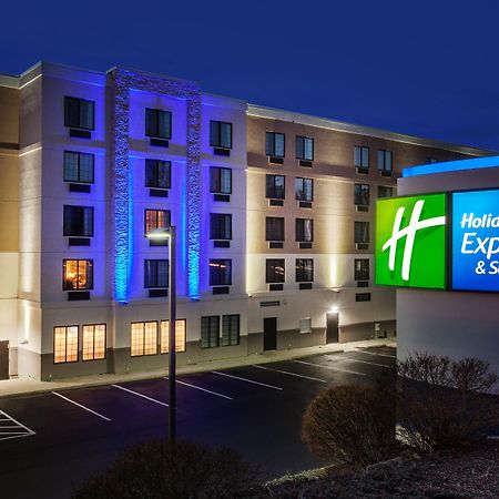 Holiday Inn Express Hotel & Suites Providence-Woonsocket By Ihg Bagian luar foto