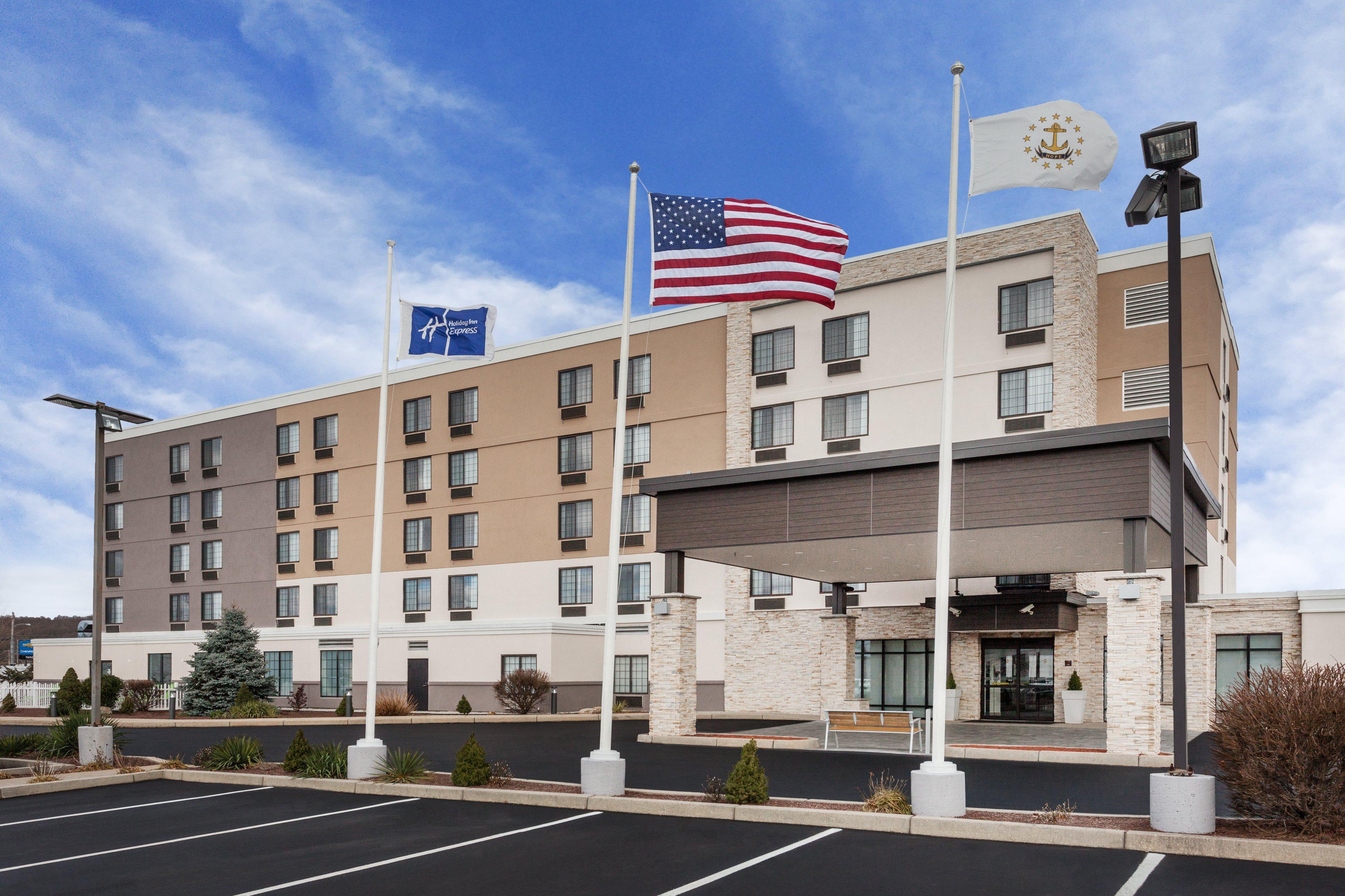 Holiday Inn Express Hotel & Suites Providence-Woonsocket By Ihg Bagian luar foto