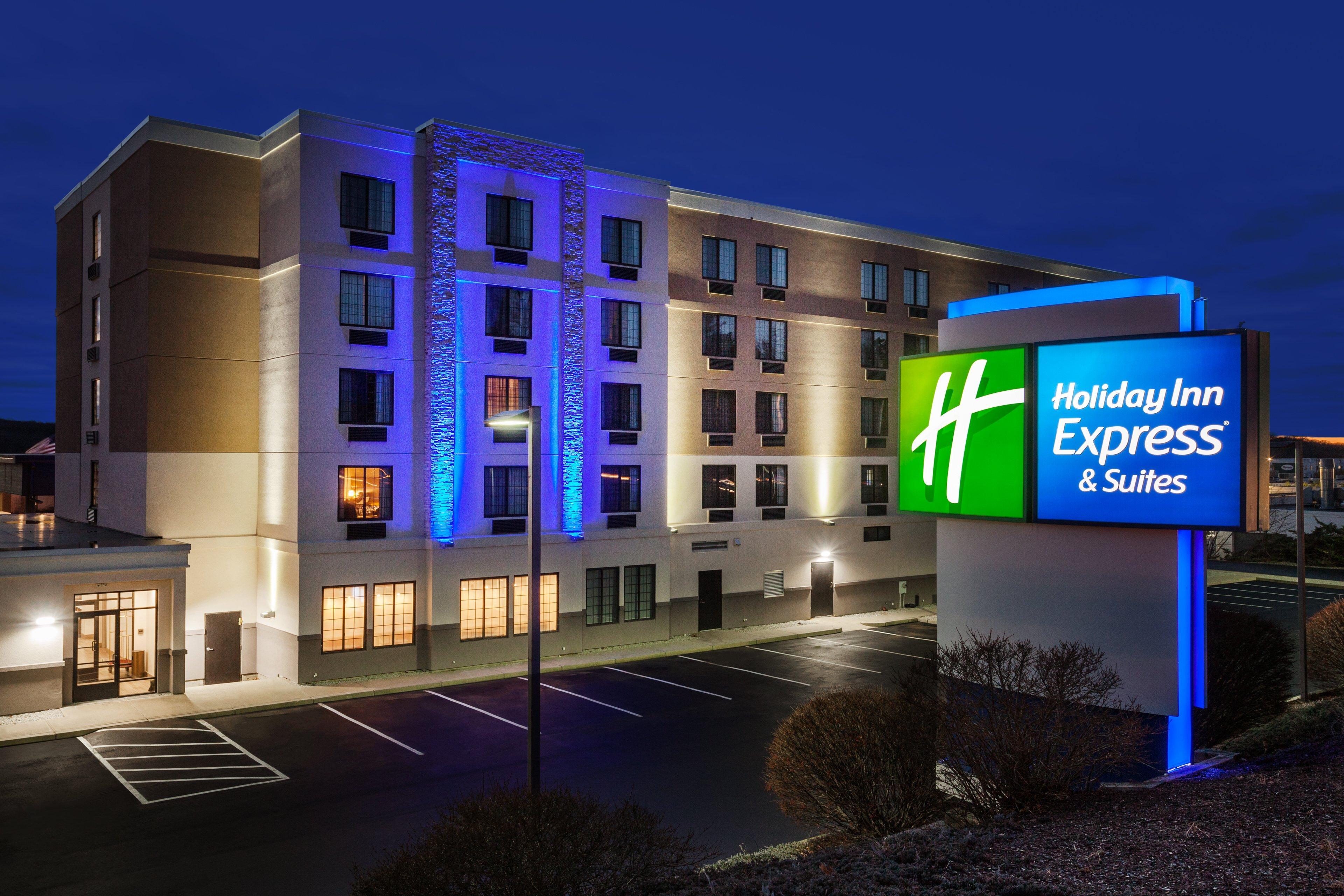 Holiday Inn Express Hotel & Suites Providence-Woonsocket By Ihg Bagian luar foto
