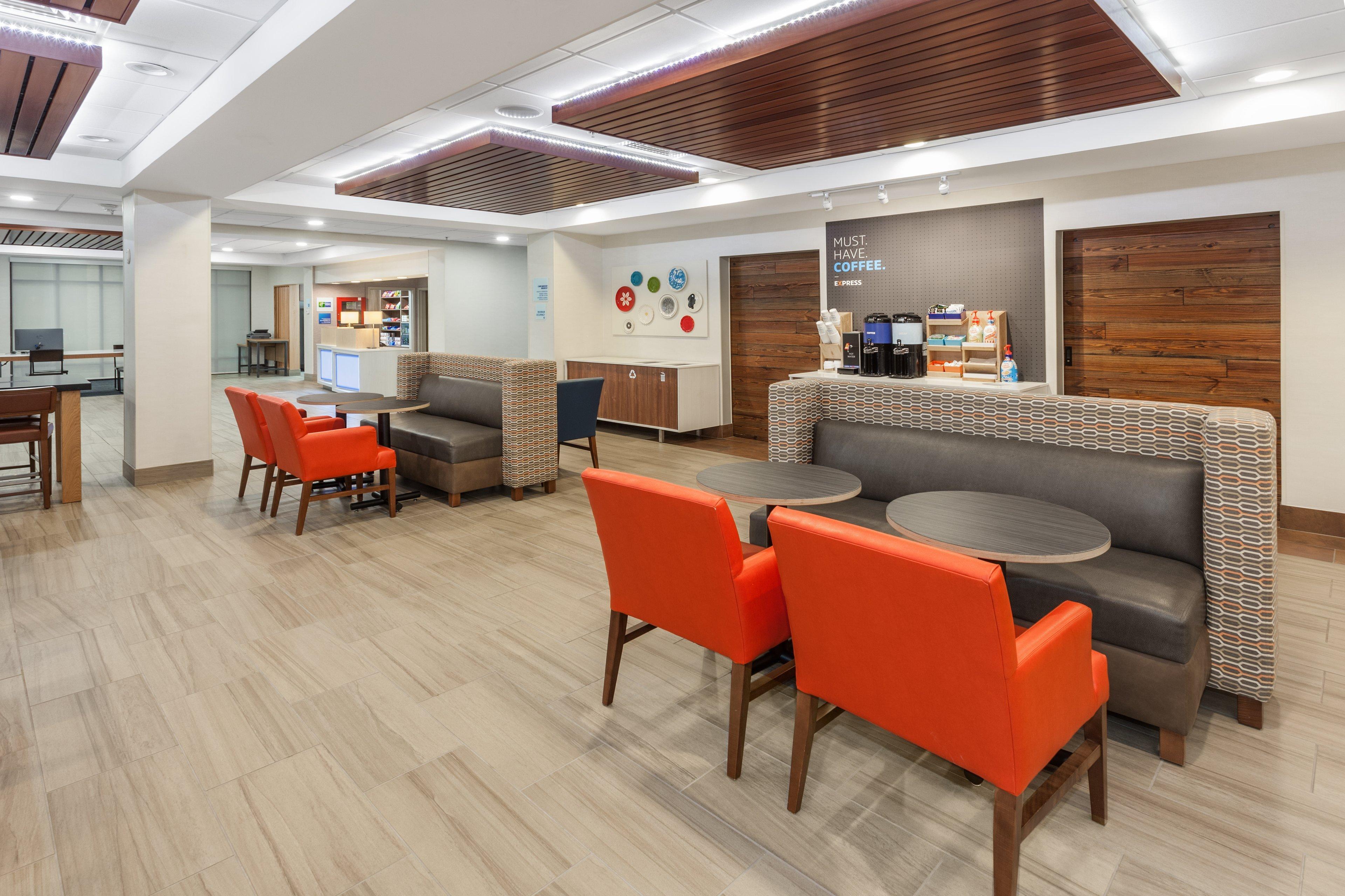 Holiday Inn Express Hotel & Suites Providence-Woonsocket By Ihg Bagian luar foto