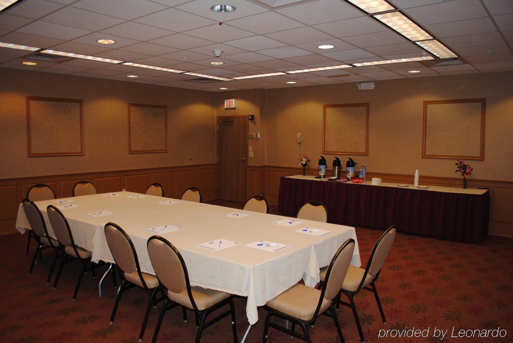 Holiday Inn Express Hotel & Suites Providence-Woonsocket By Ihg Bisnis foto