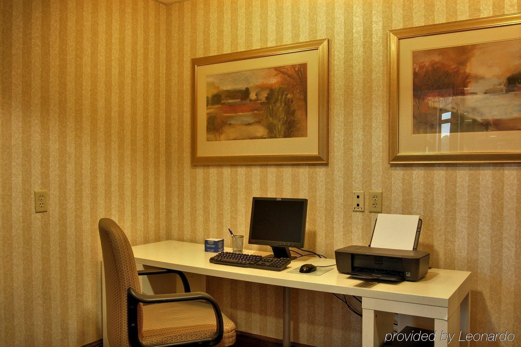 Holiday Inn Express Hotel & Suites Providence-Woonsocket By Ihg Bisnis foto