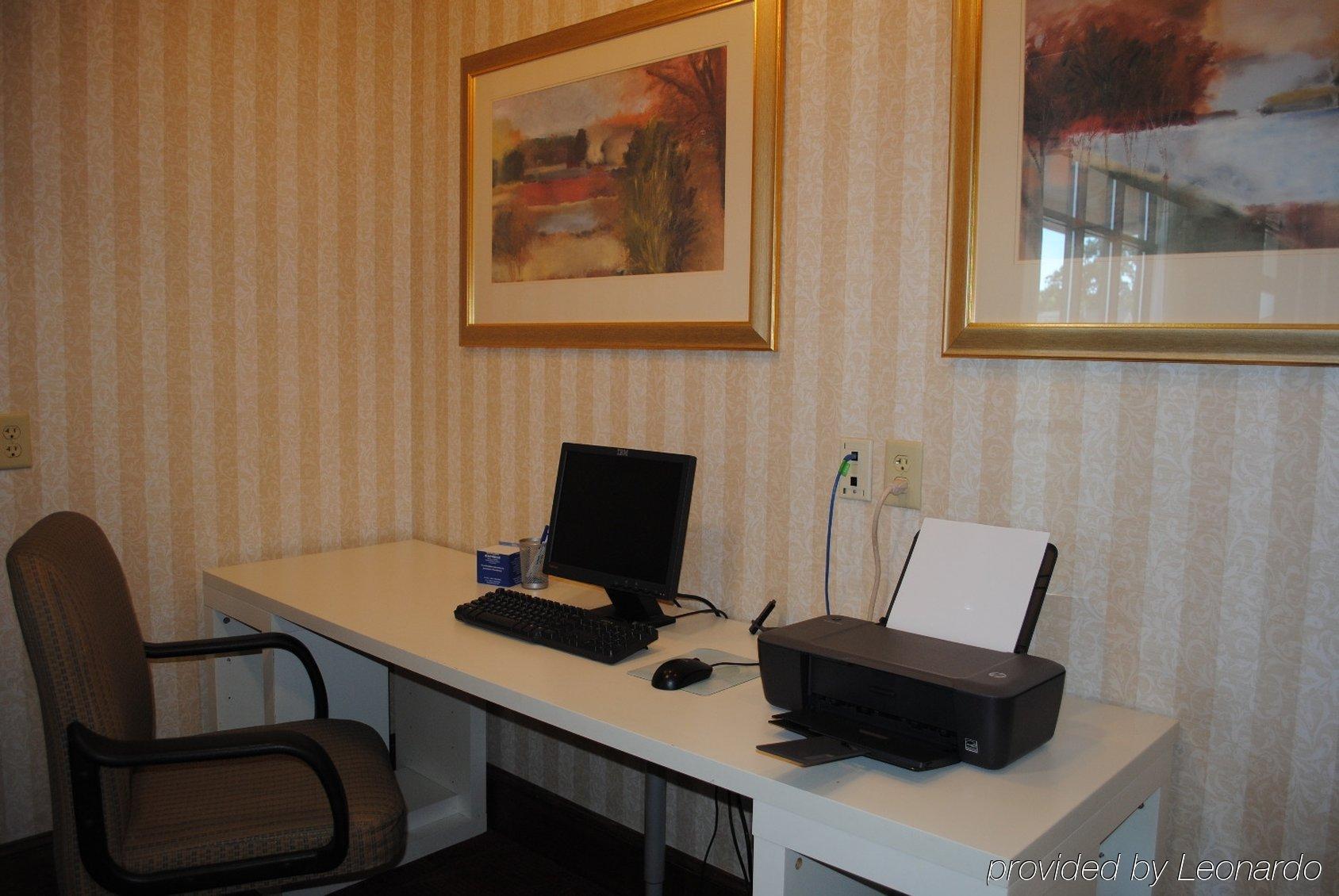 Holiday Inn Express Hotel & Suites Providence-Woonsocket By Ihg Bisnis foto