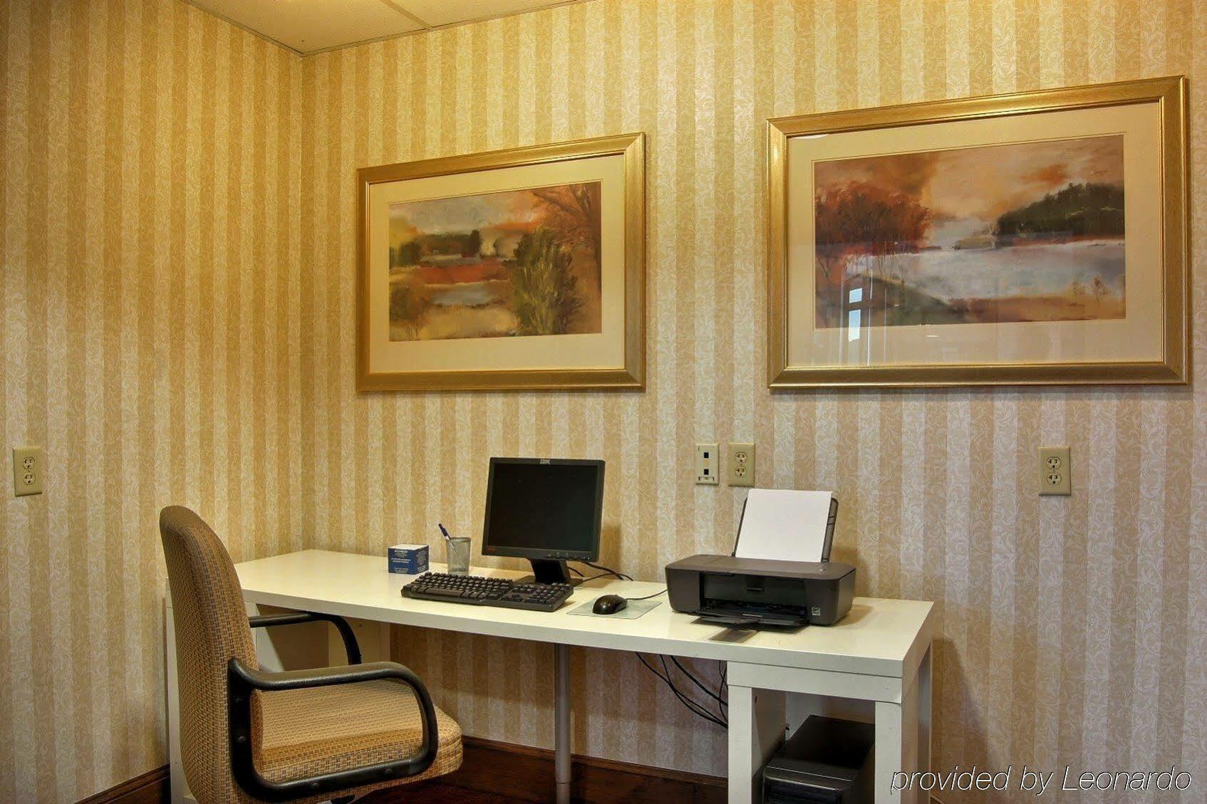 Holiday Inn Express Hotel & Suites Providence-Woonsocket By Ihg Bisnis foto